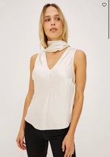 Poppy Top
Ivory