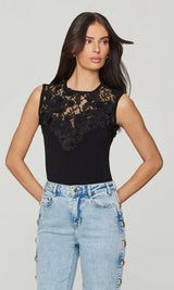TRINA 3D LACE COMBO TOP